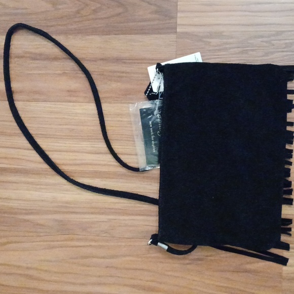 (NWT) D'margeaux- Blk Fringe Genuine Brush Leather Shoulder Strap Purse - Picture 2 of 7